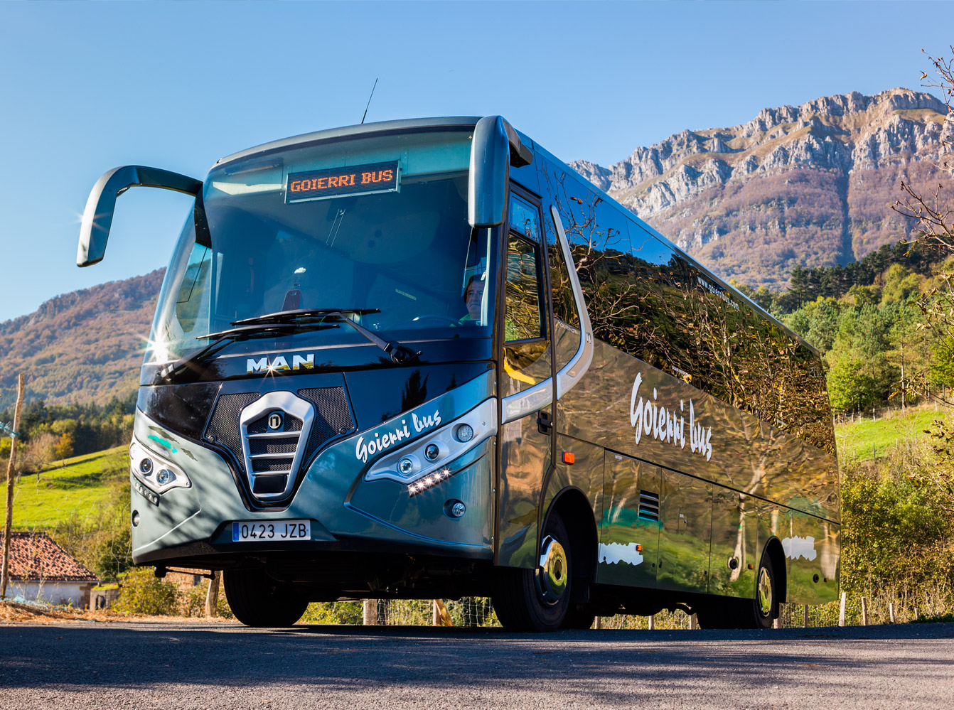 Midibuses  Alquiler de autobuses
